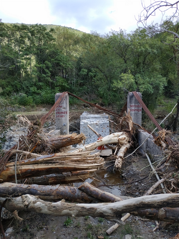 Pont Sur l'Hérault emporté le 19 Septembre 2020 (route de Valleraugue)